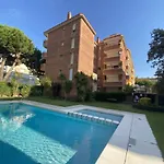 Antillas Piscina Y Terraza Playa Fenals 4pax *