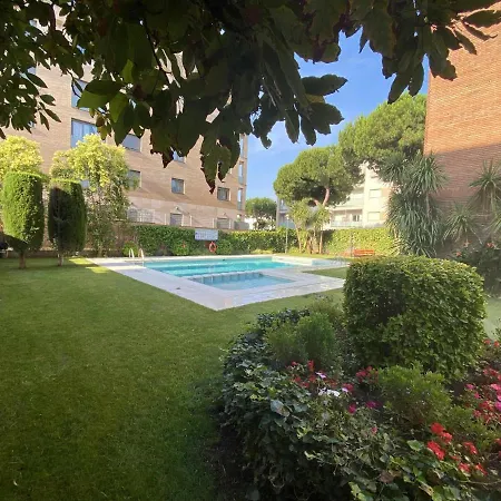 Antillas Piscina Y Terraza Playa Fenals 4pax 료렛 드 마르